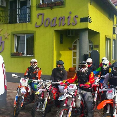 Motel Ioanis Mîndruloc Eksteriør bilde